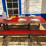 Casa Da Pedra Azul