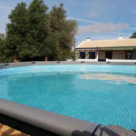 Casa Da Pedra Azul * Santo Estevao (Faro)