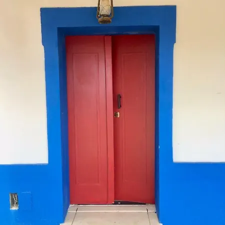 Casa Da Pedra Azul