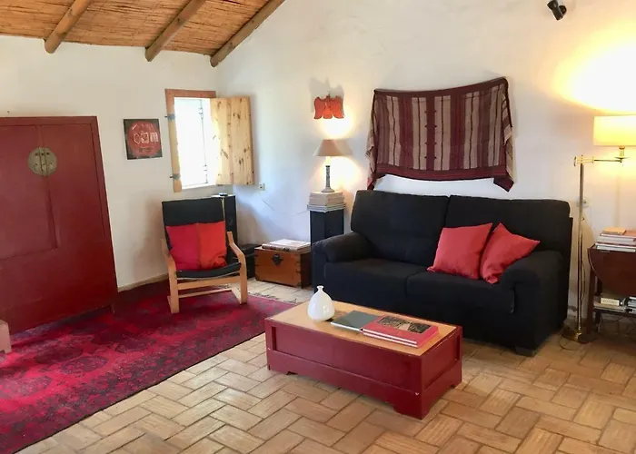 Casa Da Pedra Azul * Santo Estevao (Faro)